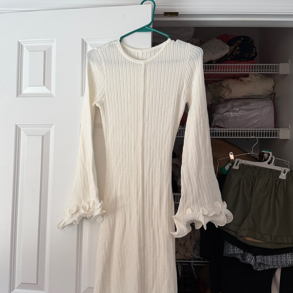 Commense White Long Sleeve Knit Dress - Picture 3 of 4